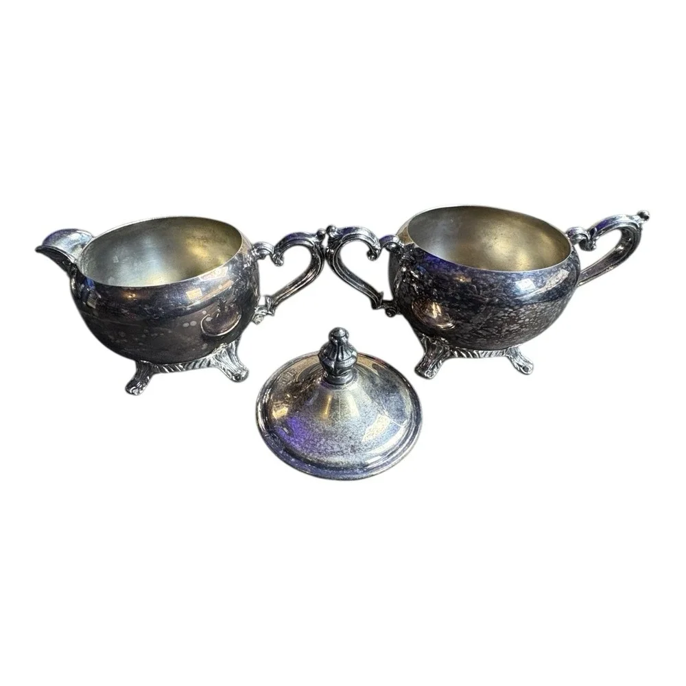 N/A vintage creamer